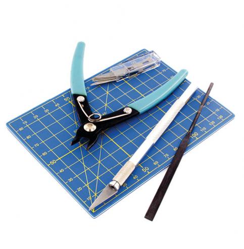 T11001- Set d’outils de base