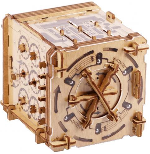 CLUEBOX - CAMBRIDGE LABYRINTH